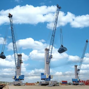 科尼集团推出新一代节能高效移动式港口起重机